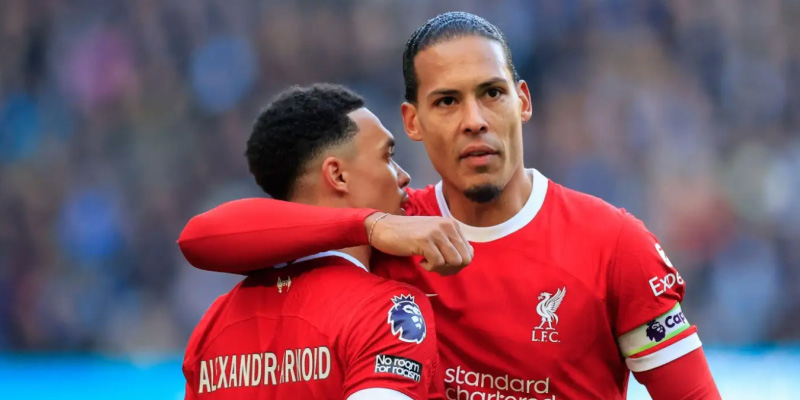 Van Dijk luôn chơi cực kỳ ổn định cho Liverpool
