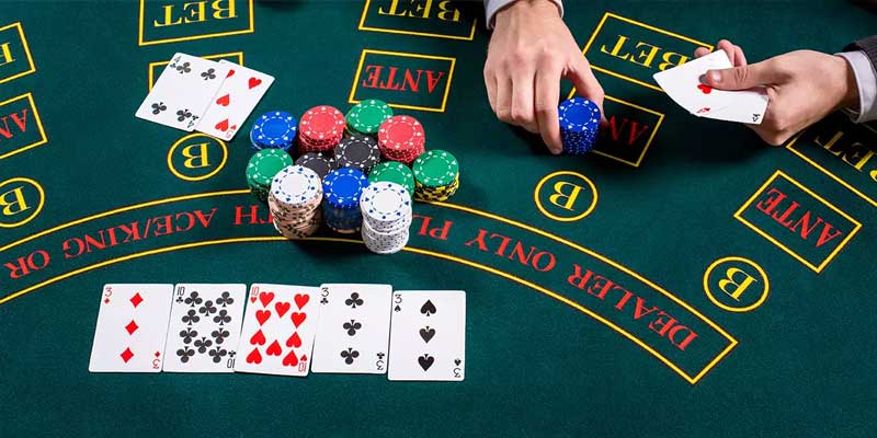 Bluff giúp bạn nắm khả năng lật ngược và tạo ra chiến thắng bất ngờ